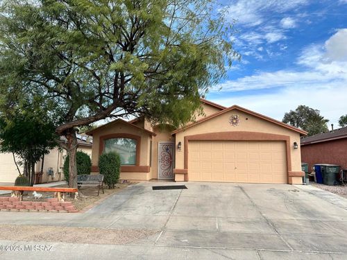 4641 S Paseo Rio Bravo, Tucson, AZ, 85714-1188 | Card Image