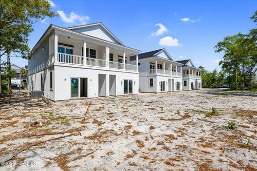 1-822 Kenneth Ave, Carolina Beach, NC, 28428-4157 | Card Image