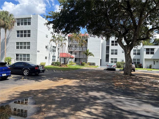 APT-402 - 9421 Evergreen Pl, Condo with 2 bedrooms, 2 bathrooms and null parking in Davie FL | Image 20