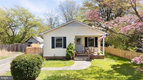 412 S Maple Ave, PURCELLVILLE, VA, 20132-3357 | Card Image