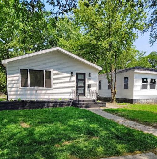 1571 Pierce St, Gary, IN, 46407-1047 | Card Image