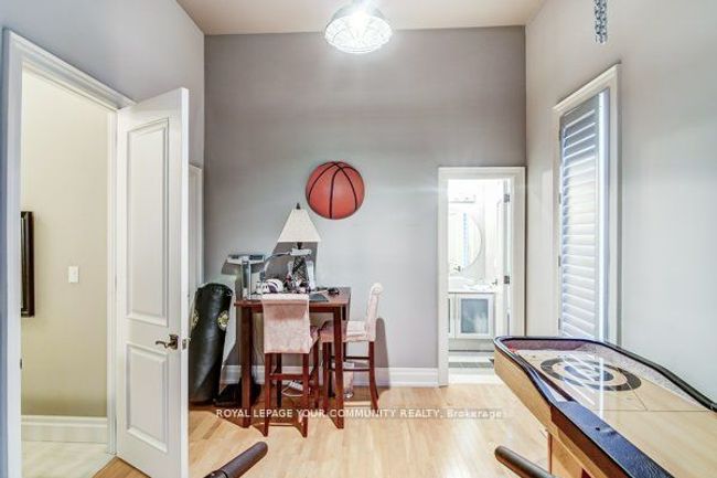 90 Callaway Crt, House other with 5 bedrooms, 6 bathrooms and 9 parking in Thornhill ON | Image 31