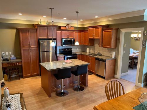 204-22150 Dewdney Trunk Rd, Maple Ridge, BC, V2X3H6 | Card Image
