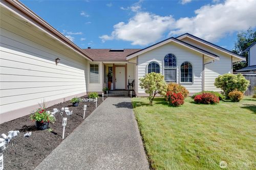 9317 76th Street Ct Sw, Lakewood, WA, 98498-3915 | Card Image