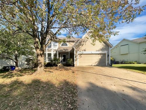 12534 S Alcan Cir, Olathe, KS, 66062-5962 | Card Image