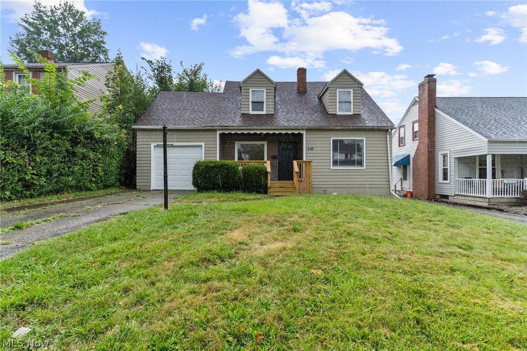 Outlook Ave, Youngstown, OH 44504 #1