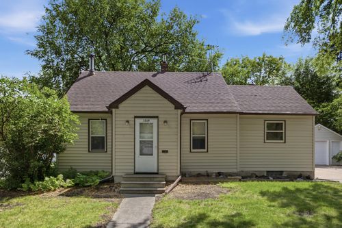 1319 12th St N, Fargo, ND, 58102-2515 | Card Image