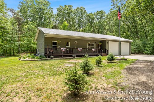 11250 Rooksby St, Sand Lake, MI, 49343-7800 | Card Image