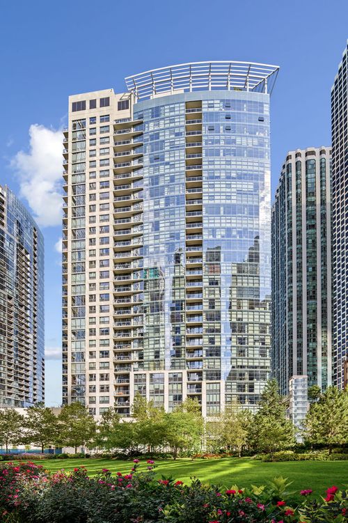 apt-2608-201 Westshore Dr, Chicago, IL, 60601-7276 | Card Image