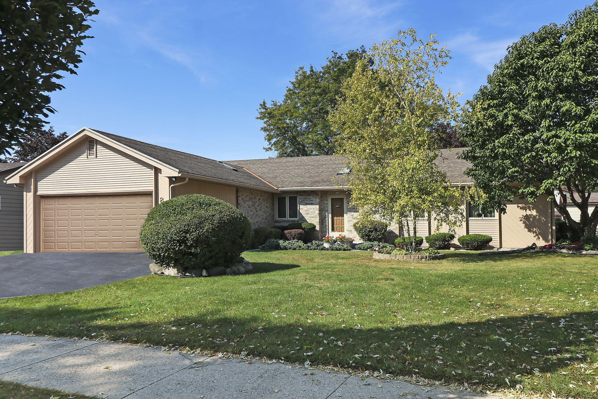 Imperial Dr, Franklin, WI 53132