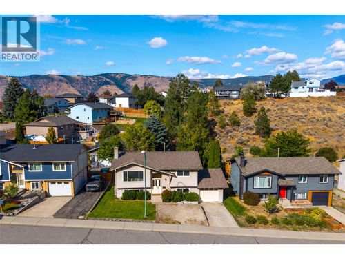 2620 Qu'Appelle Blvd, Kamloops, BC, V2E2H7 | Card Image