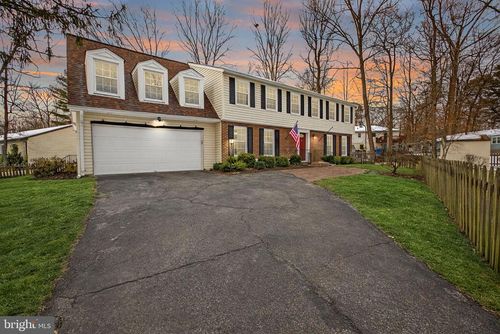 15806 Lazy Day Ln, DUMFRIES, VA, 22025-1822 | Card Image