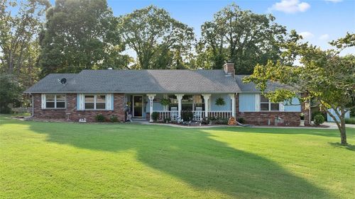 8995 N Old Dutch, Rogers, AR, 72756-7839 | Card Image