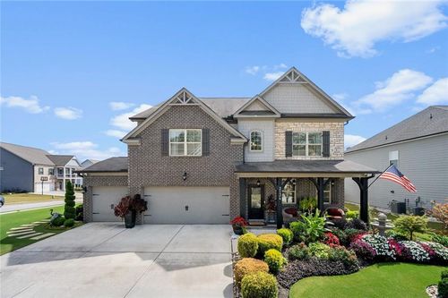 2134 Woodmarsh Cir, Auburn, GA, 30011-5507 | Card Image