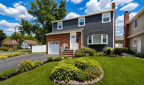 303 Montague Ave, Scotch Plains, NJ, 07076-1260 | Card Image
