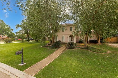 615 River Oaks Dr, Covington, LA, 70433-5041 | Card Image