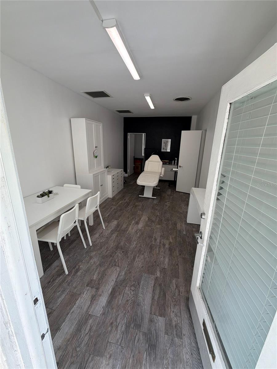 Commercial Lease in ORLANDO