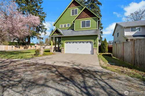 602 163rd St S, Spanaway, WA, 98387-8923 | Card Image