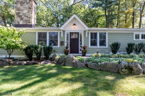 140 Countryside Dr, Summit, NJ, 07901-4149 | Card Image