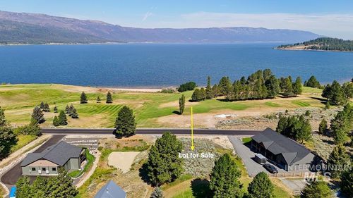 102 Lakeshore Dr, Cascade, ID, 83611 | Card Image