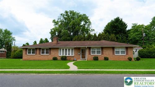 910 N 12th Street, Allentown City, PA, 18102 | Card Image
