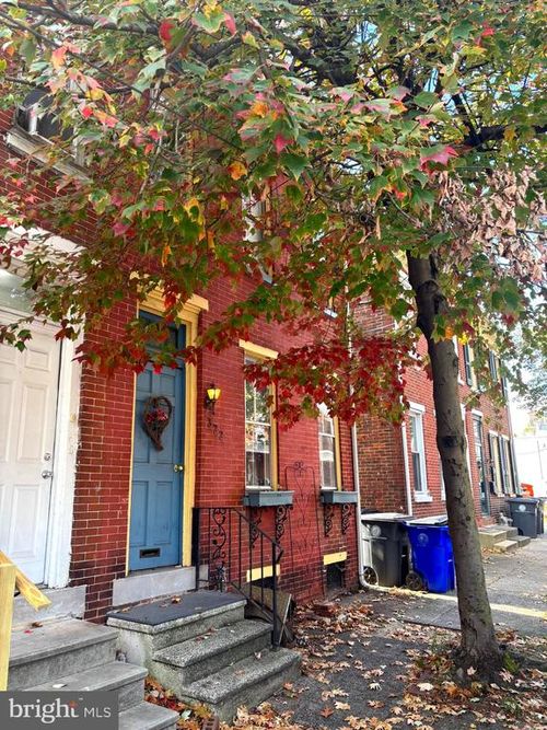 322 Chestnut St, POTTSTOWN, PA, 19464-5510 | Card Image