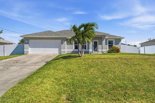3909 Ne 16th Ave, Cape Coral, FL, 33909-8405 | Card Image