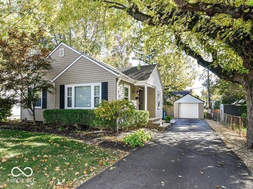 2407 Baur Dr, Indianapolis, IN, 46220-2828 | Card Image