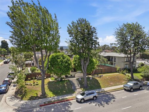 2304 Torrance Blvd, Torrance, CA, 90501-2519 | Card Image