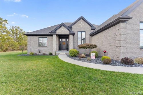 13498 Exeter Rd, Carleton, MI, 48117-9721 | Card Image