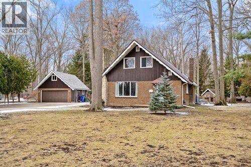 4 Oakland Cres, Lasalle, ON, N9J2J1 | Card Image