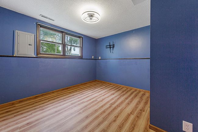 2413 Larson Ave, House other with 4 bedrooms, 2 bathrooms and null parking in Albert Lea MN | Image 13