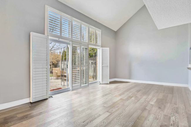 1950 Bowler Dr, House attached with 3 bedrooms, 2 bathrooms and 1 parking in Pickering ON | Image 5