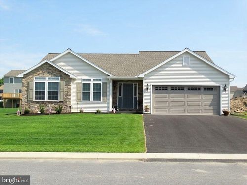 311 Meadow View Drive, MYERSTOWN, PA, 17067 | Card Image