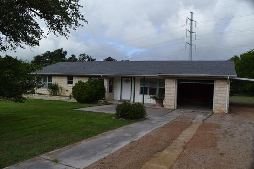 1502 Sherrard St, Burnet, TX, 78611-1009 | Card Image