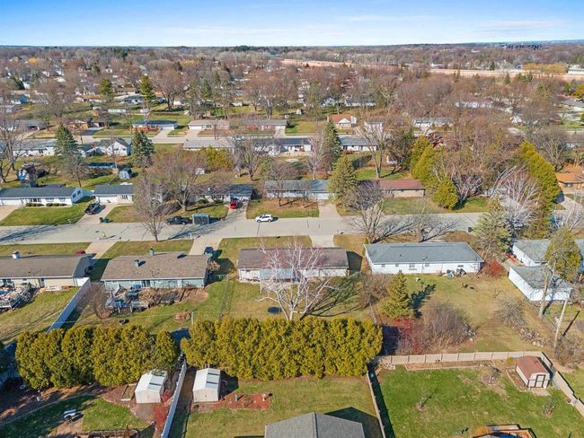 1371 View Lane, House other with 3 bedrooms, 2 bathrooms and null parking in Ashwaubenon WI | Image 38