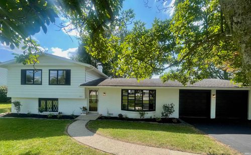 1125 N Bittersweet Ln, Muncie, IN, 47304-3256 | Card Image