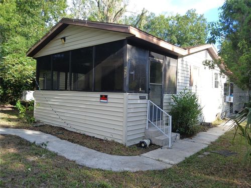 658 Ne 10th St, Crystal River, FL, 34428-3721 | Card Image