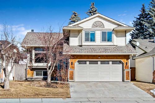 851 Mckenzie Dr Se, Calgary, AB, T2Z1W3 | Card Image