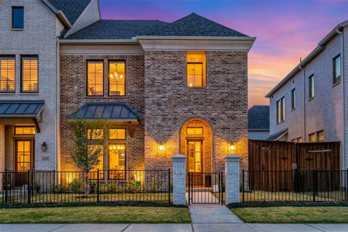 11965 Dahlia Bay Dr, Frisco, TX, 75033-2212 | Card Image