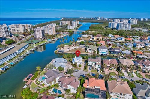 129 Egret Ave, NAPLES, FL, 34108-2171 | Card Image