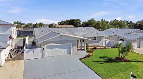 4219 2nd Ave Ne, BRADENTON, FL, 34208-5423 | Card Image