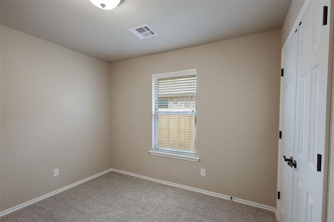 2024 W Black Powder Way, House other with 4 bedrooms, 2 bathrooms and null parking in Mustang OK | Image 26