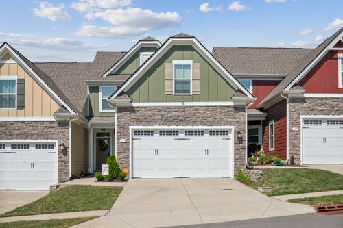 393 S Downs Cir, Goodlettsville, TN, 37072-1653 | Card Image