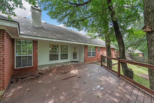 View of wooden terrace | Image 20