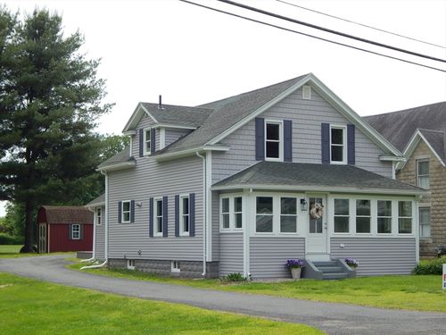 55 Elm St, Hatfield, MA, 01038-9717 | Card Image