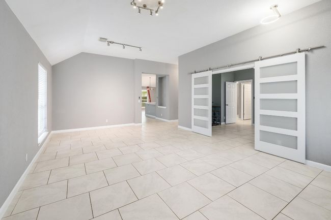 2616 Glenwood Trl, House other with 3 bedrooms, 2 bathrooms and 4 parking in Cedar Park TX | Image 16