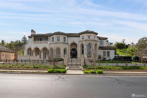 5471 Country Club Pkwy, San Jose, CA, 95138-2216 | Card Image