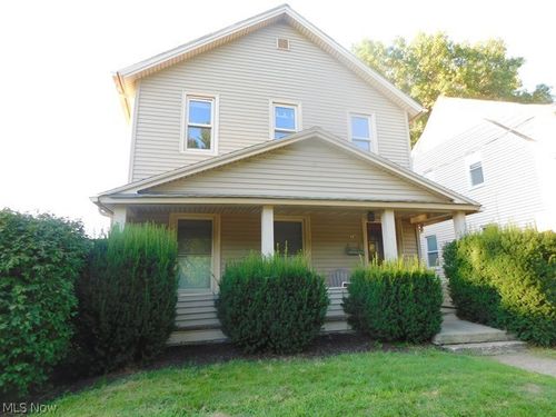 75 E Bridge St, Berea, OH, 44017-1927 | Card Image
