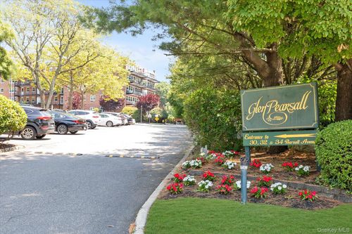 3f-32 Pearsall Ave, Glen Cove, NY, 11542-3014 | Card Image